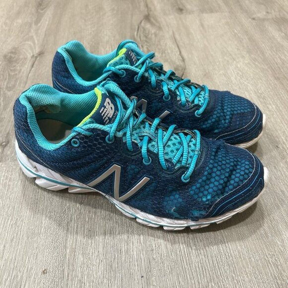 New Balance 590v2 Blue Athletic Running Shoes Sneakers Women's Size 8 - Picture 3 of 8